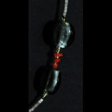 Pointes de flche nolithiques en collier